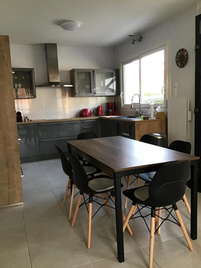 Charmante Maison idéalement située Saint-Gilles-Croix-de-Vie Esterno foto